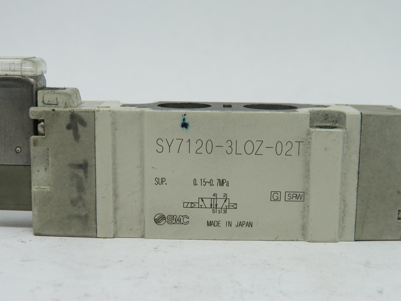 SMC SY7120-3LOZ-02T Solenoid Valve 0.15-0.7MPA USED