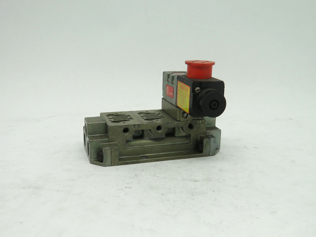 Numatics AASAD400CA Solenoid Valve & Coil Assembly 237-267B W/ Manifold USED