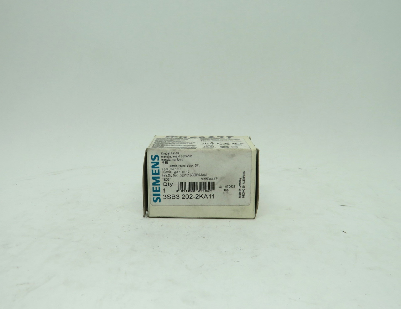 Siemens 3SB3202-2KA11 Selector Switch 2 Position 2mm *OPEN BOX* NEW