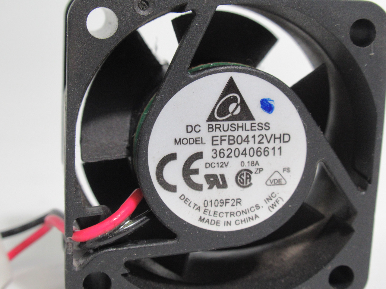 Delta Electronics EFB0412VHD DC Brushless Fan 12VDC 0.18A 1-1/2" X 1-1/2" USED