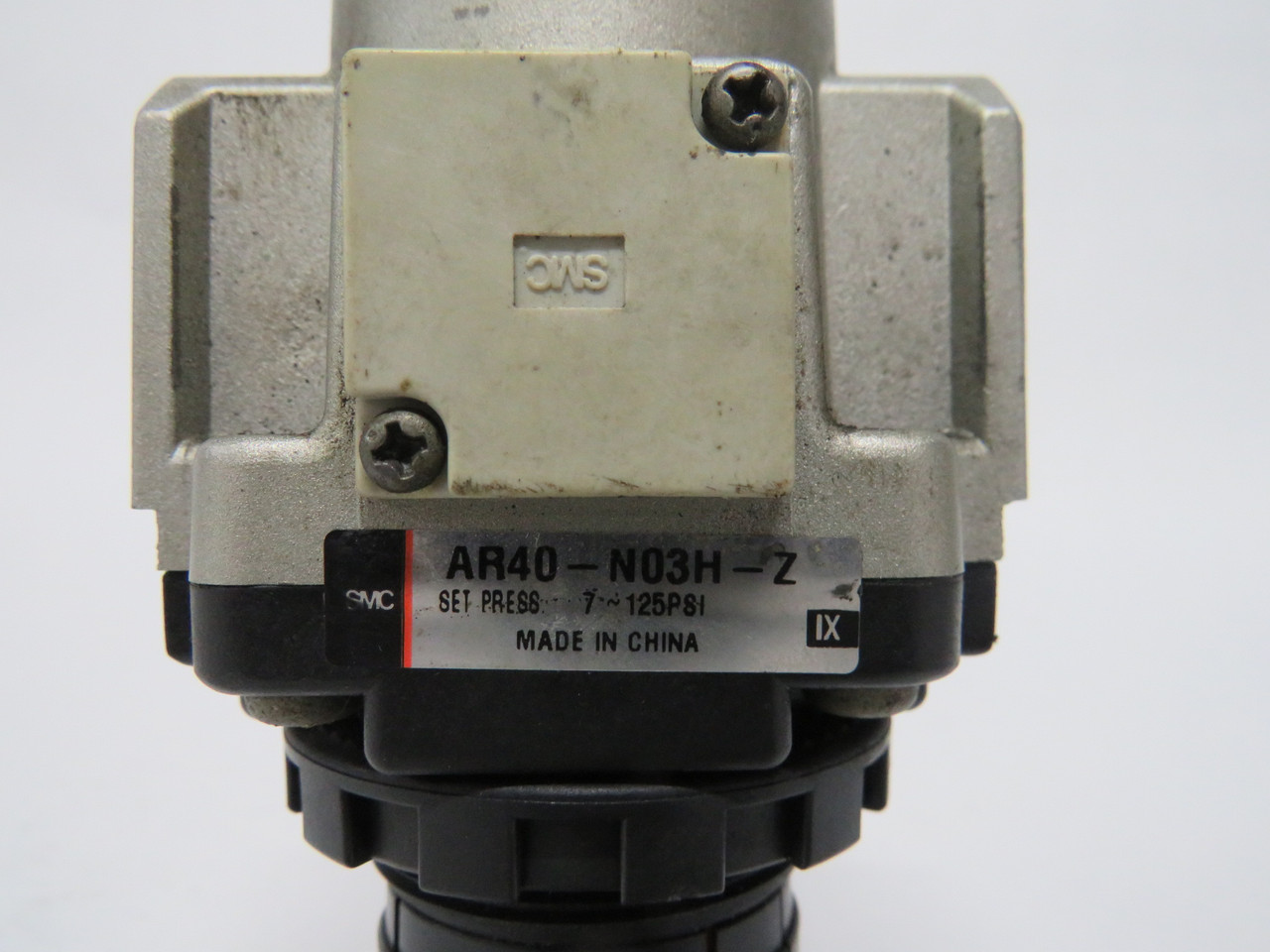 SMC AR40-N03H-Z Pneumatic Regulator w/o Gauge 3/8 NPT 7-125psi USED