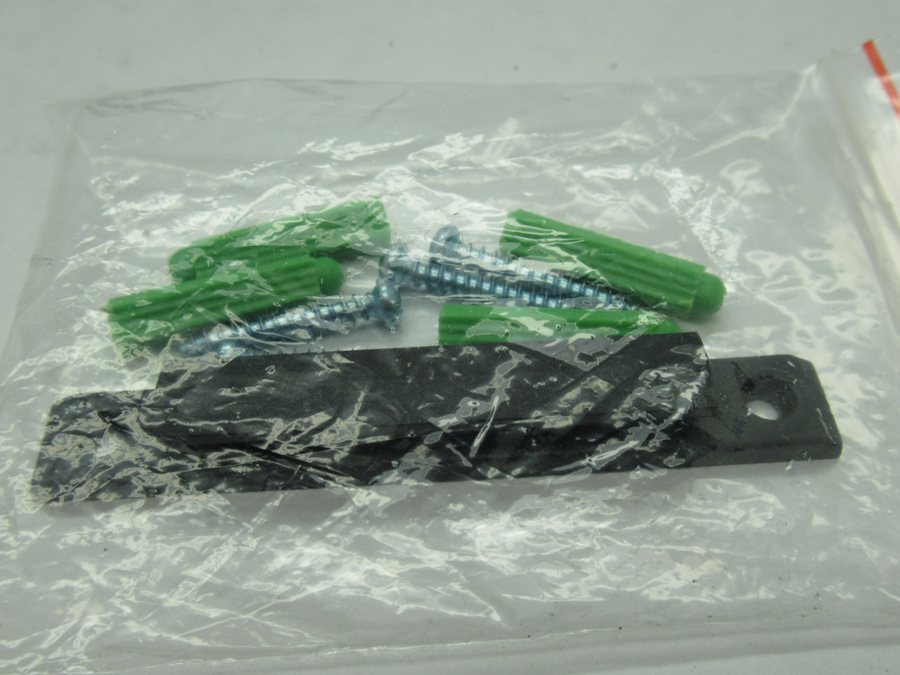 Zenith Safety SEC360 Crowd Control Barrier Wall Mount W/O Tape NWB