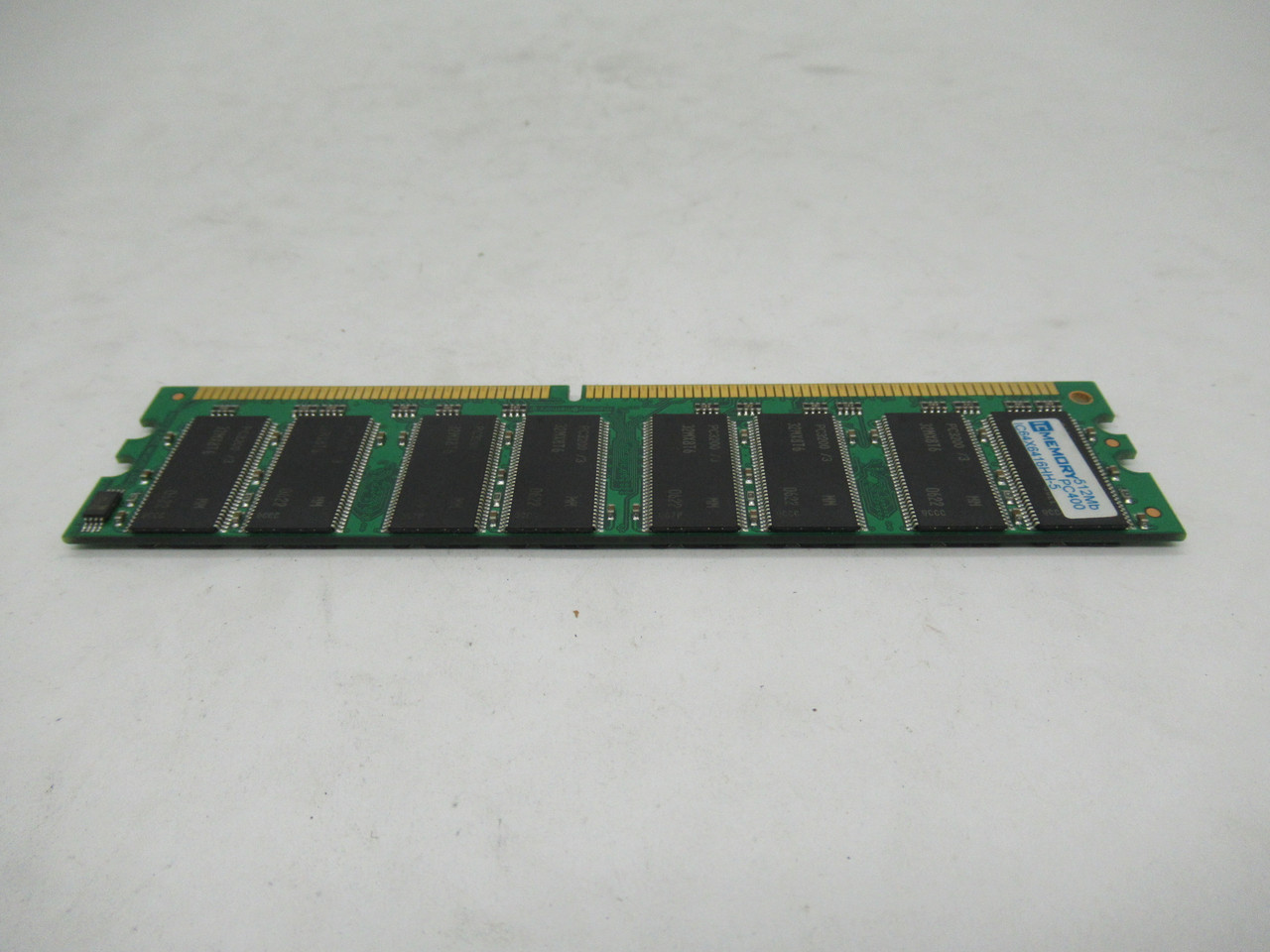 Middle East Memory IC64X6416HH-5 SDRam Memory Module 512MB 400MHz USED