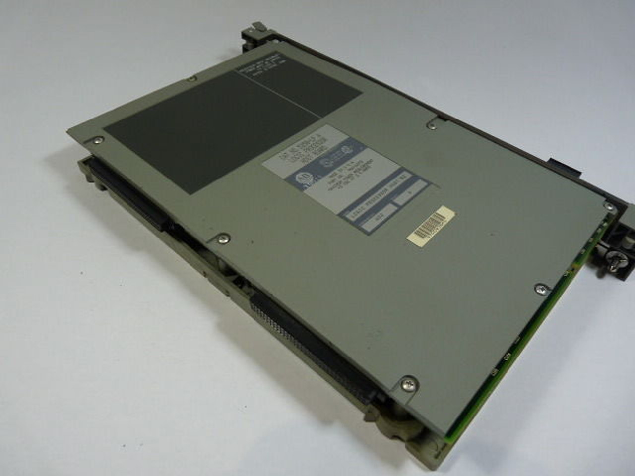 Allen-Bradley 5250-LP Logic Processor Module Series A FW Rev A02 USED