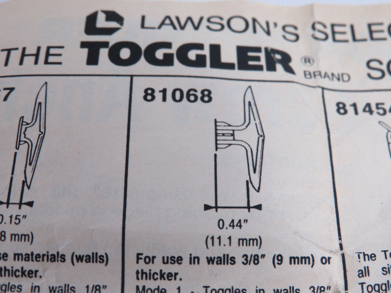 Toggler 11010 Plastic Wall Anchor 5/16" Drill 3/8-1/2" Grip 81068 Lot of 36 NOP