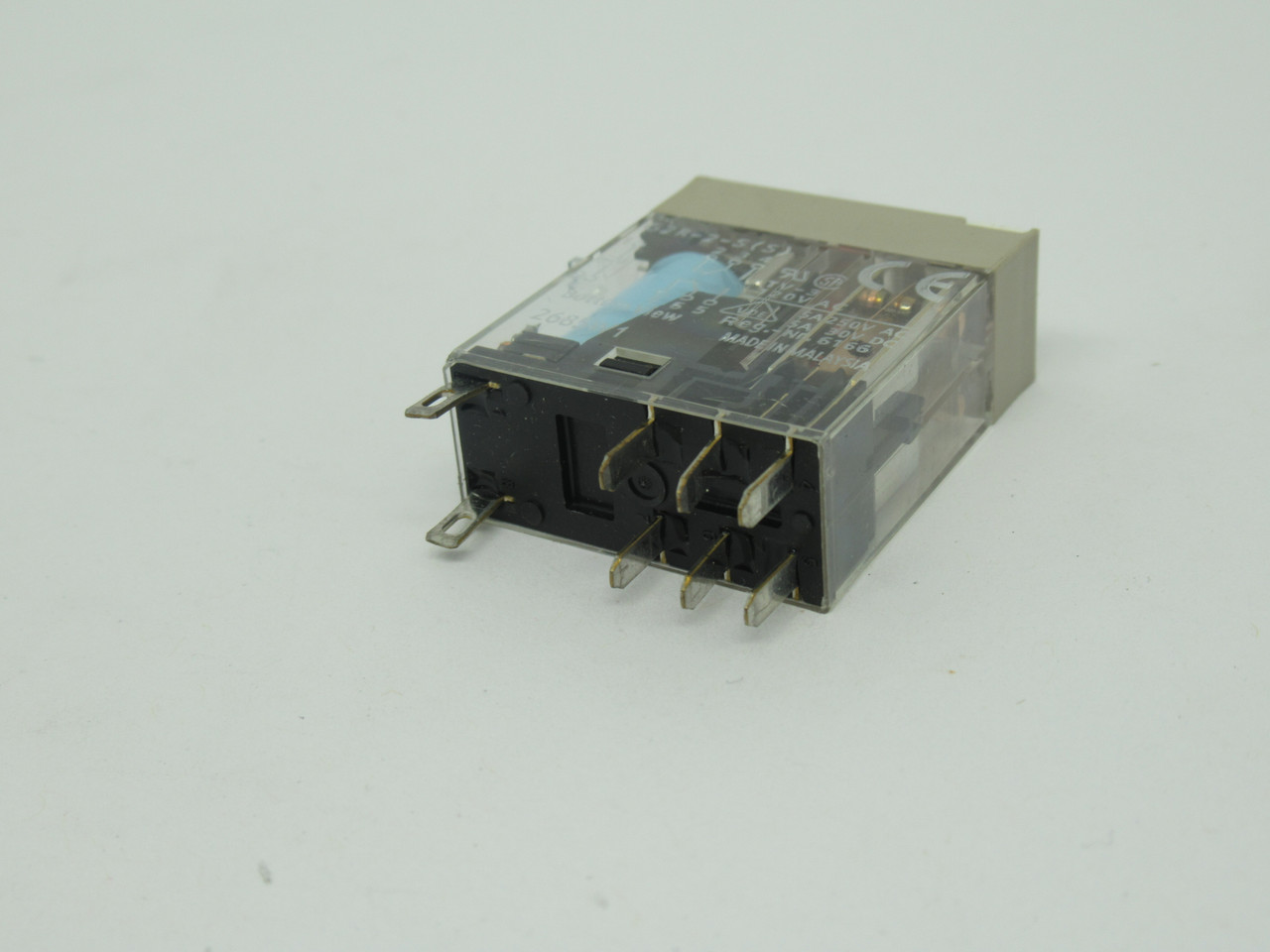 Omron G2R-2-S24DC(S) Relay 24VDC 5A 8 Blade USED