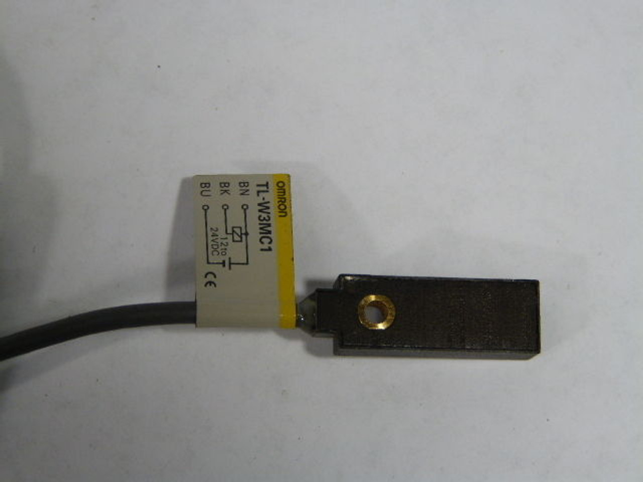 Omron TL-W3MC1 Inductive Proximity Sensor Assembly 100mA 3mm 12-24VDC USED