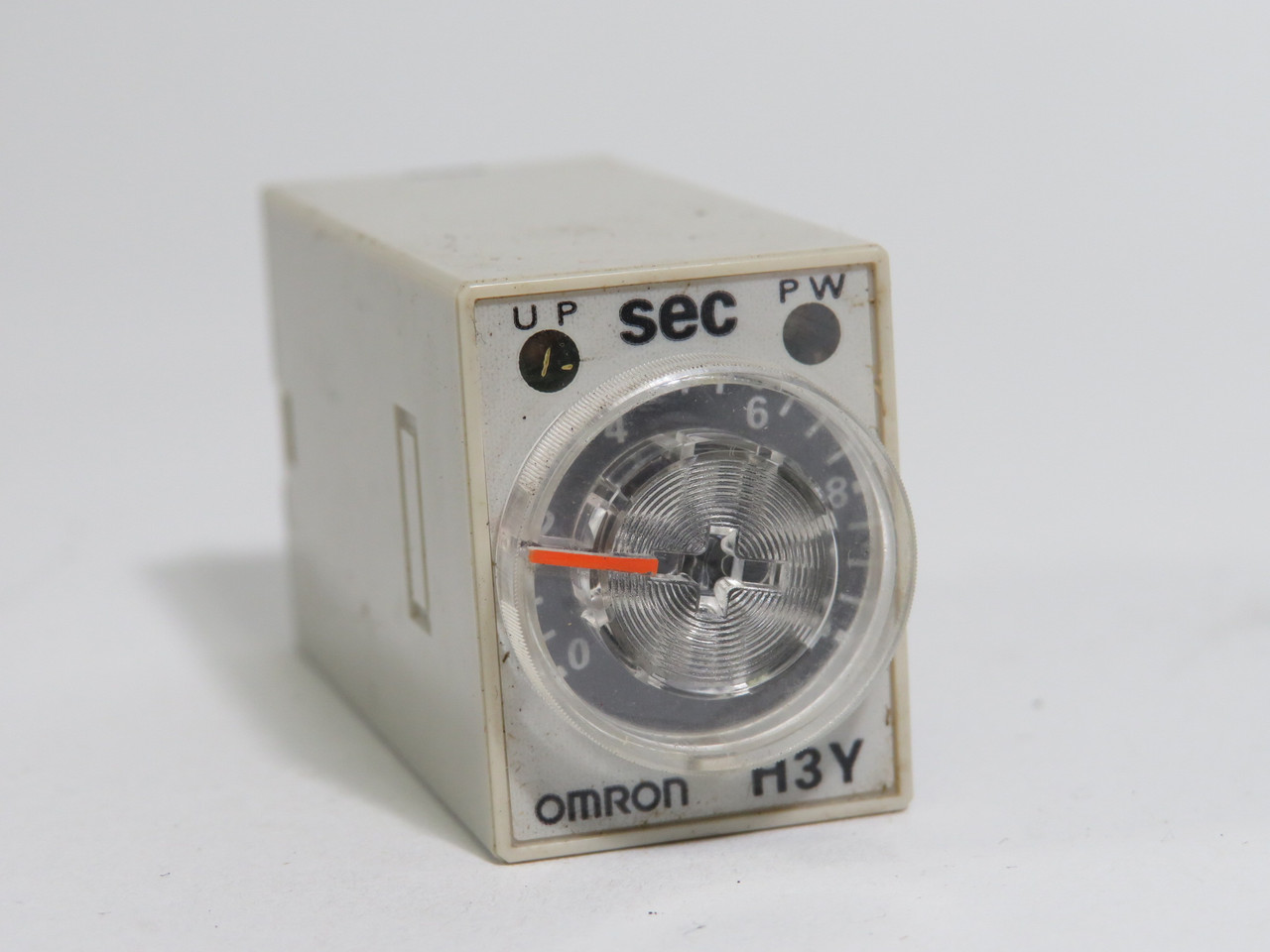 Omron H3Y-2 Mini Timer 10 Sec 100-120V 50/60HZ 8-Blade SHELF WEAR NEW