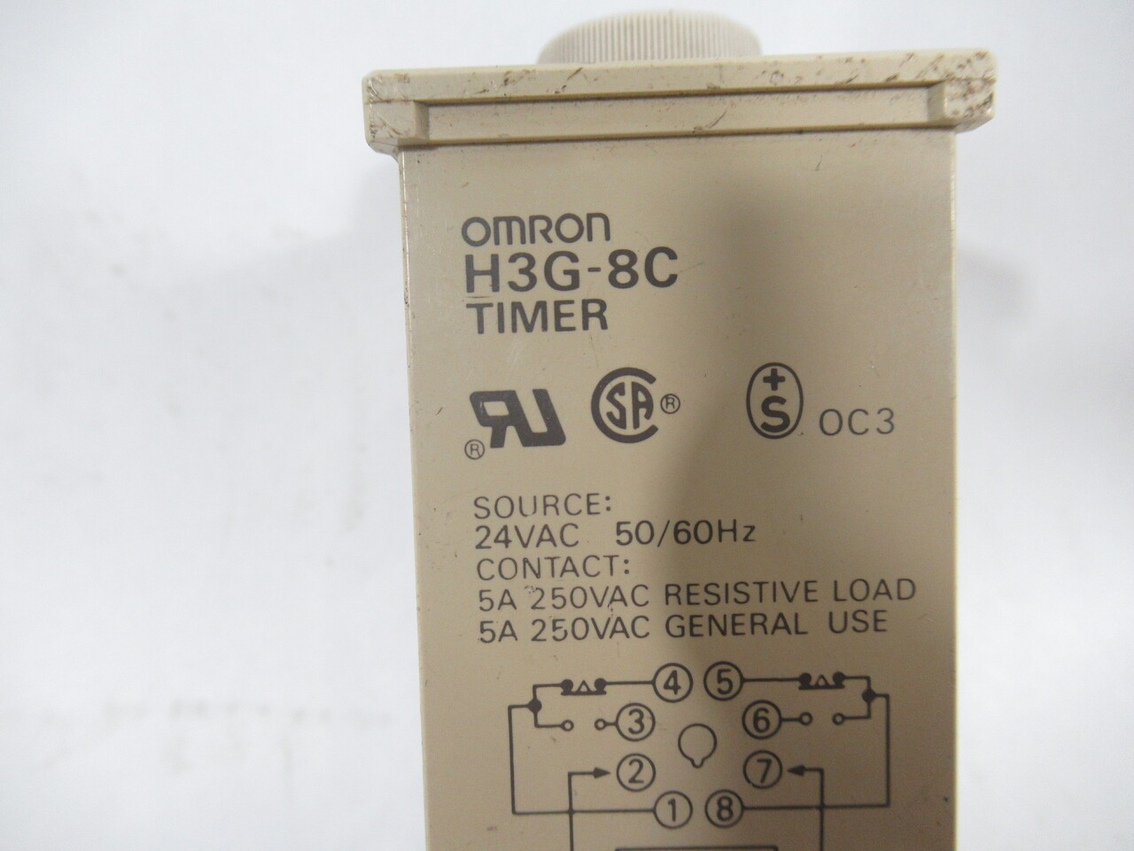 Omron H3G-8C-24VAC-3MIN Low Voltage Timer 24VAC 0-3min *Crack to Back* USED