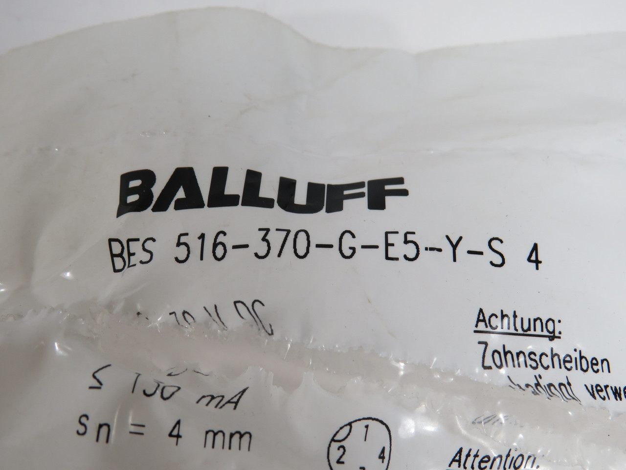 Balluff BES-516-370-G-E5-Y-S4 Inductive Proximity Sensor 10-30VDC RIPPED BAG NWB