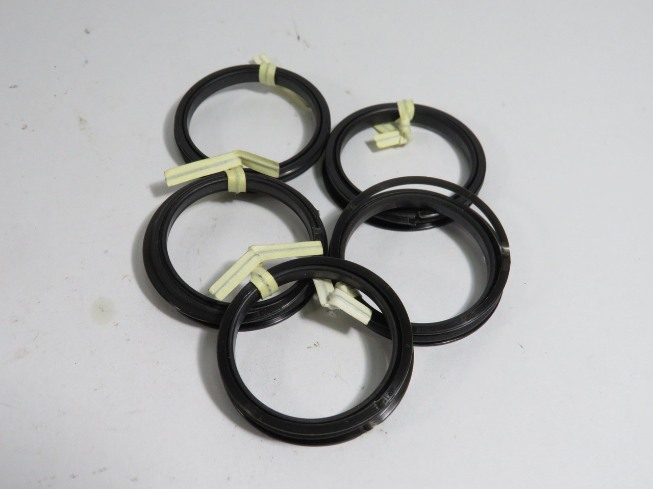 Generic TPO-1500 Locking T-Seal 1-1/2" 0.180 W 5-Pack NOP