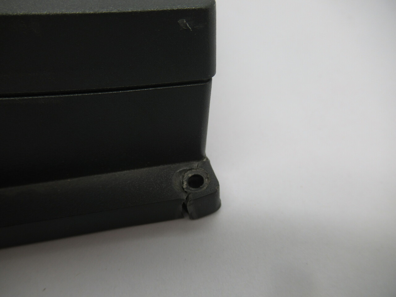 Siemens 6AV6671-5AE11-0AX0 Profinet Connectivity Box PN Plus SHELF WEAR USED