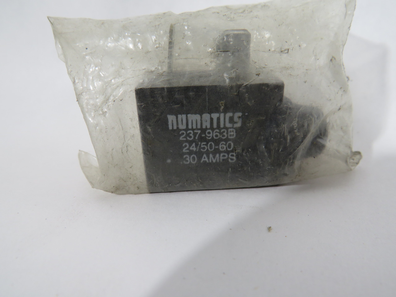 Numatics 237-963B Solenoid Coil 24V 50-60Hz .30A NOP