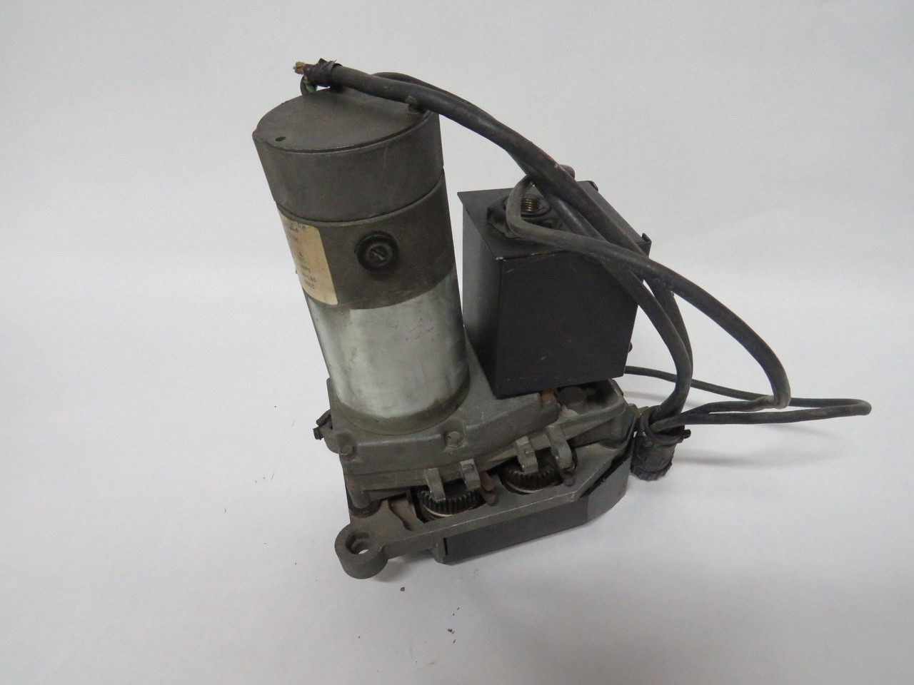 Electric Stature 5076-011 Automatic Wire Feeder W/Gearmotor USED