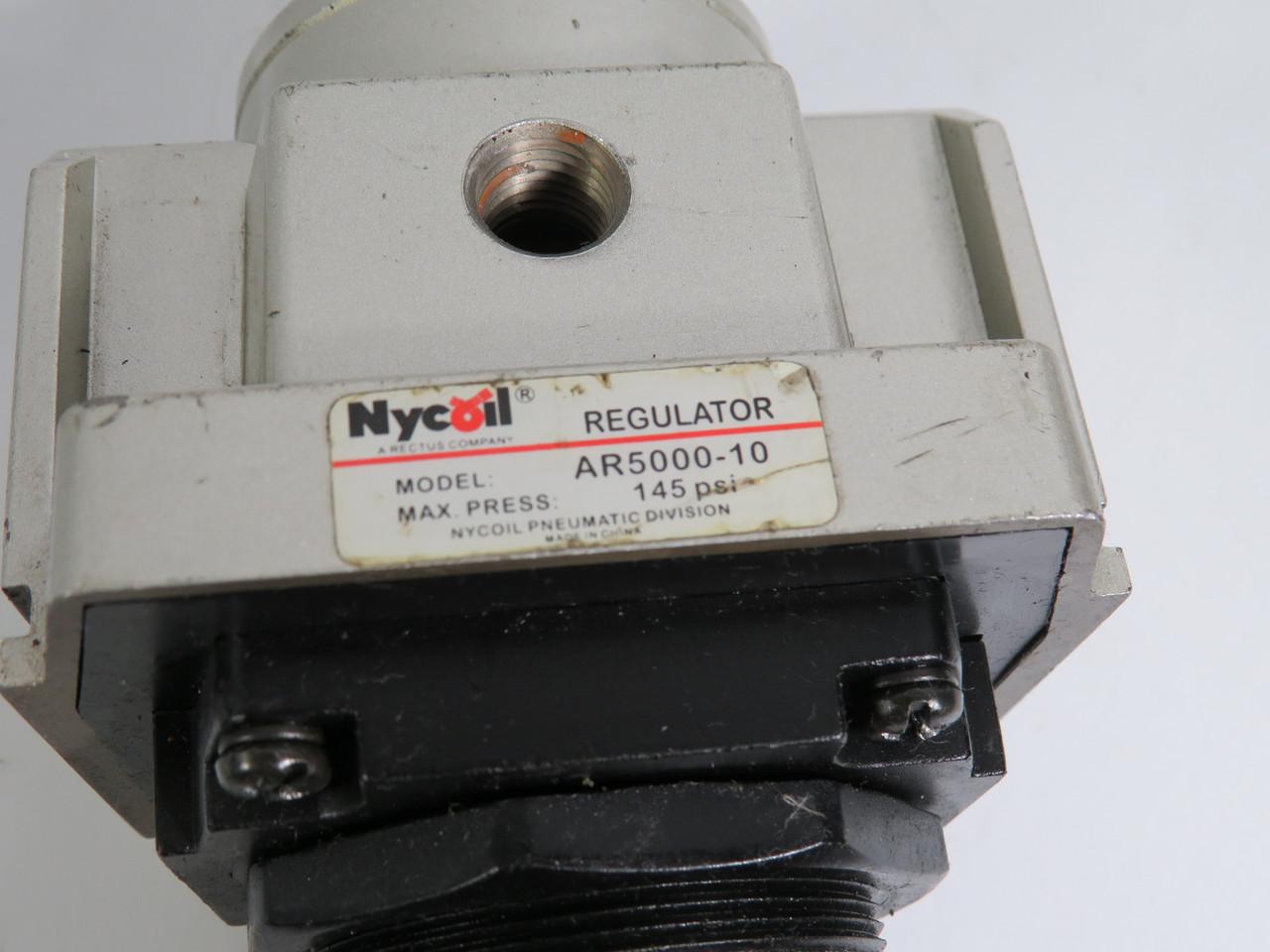 Nycoil AR5000-10 Regulator 145 Psi Max No Gauge USED