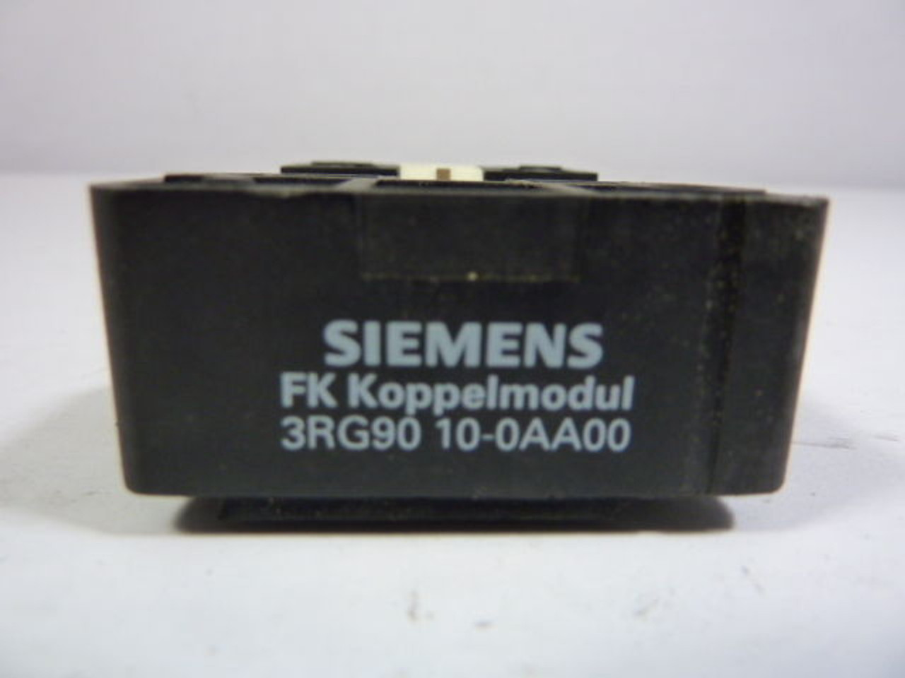 Siemens 3RG9010-0AA00 Base Module AS-I USED