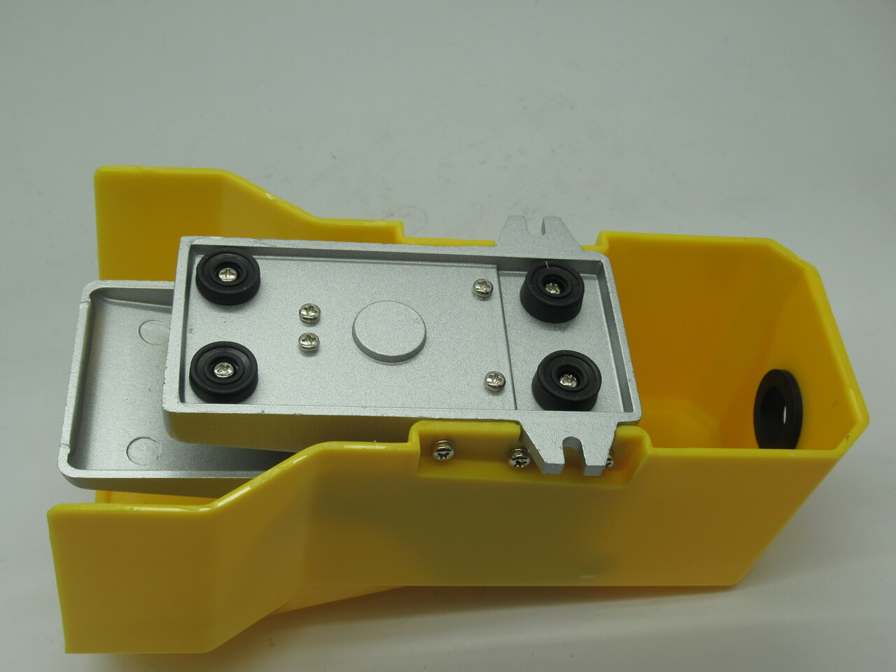 Topring 80.943 Yellow Foot Pedal 5Way 2 Position 1/4FNPT 0-128 PSI NOP