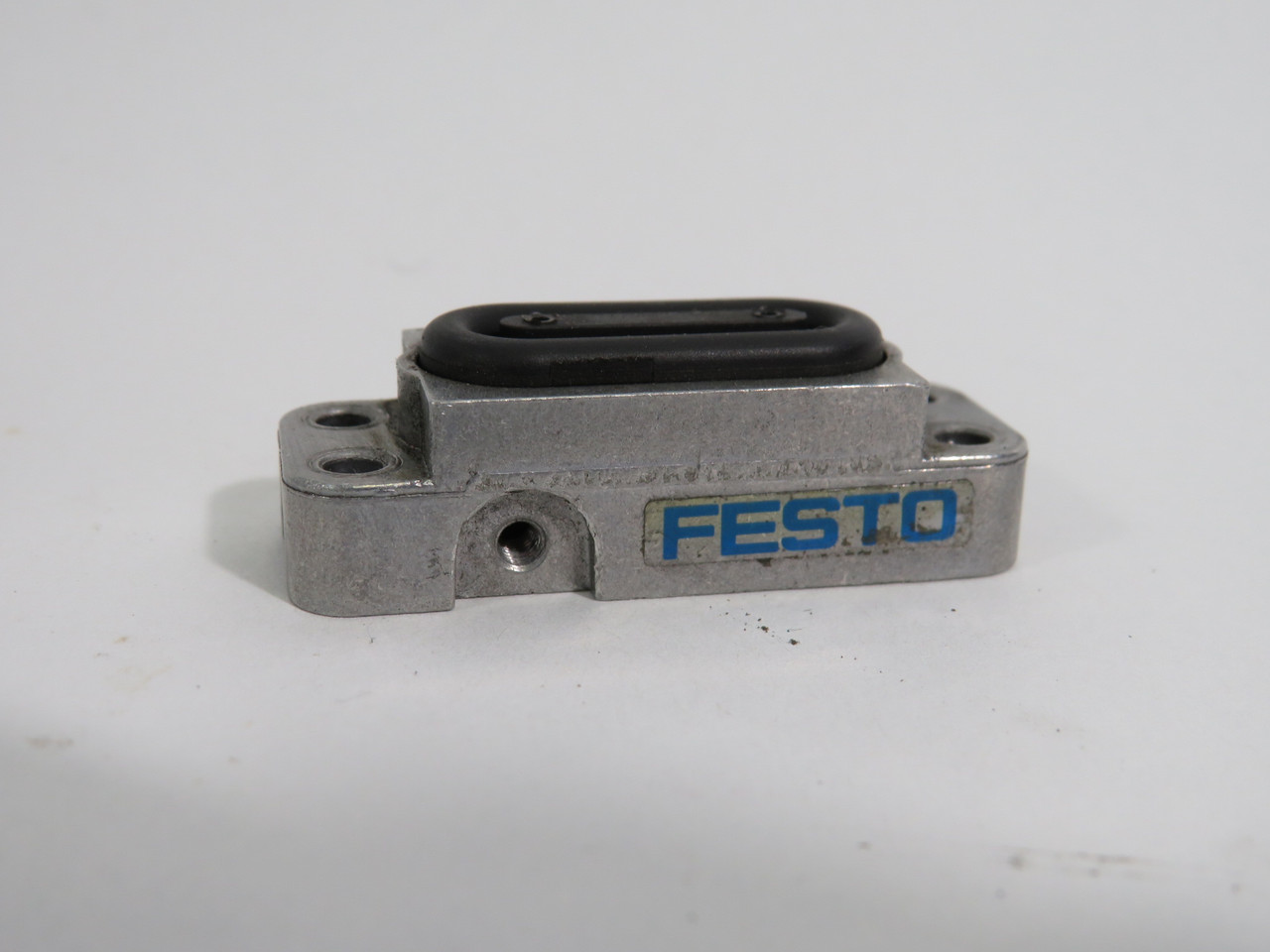 Festo 151993 EV-10/30-3 Clamping Module 6 Bar Max USED