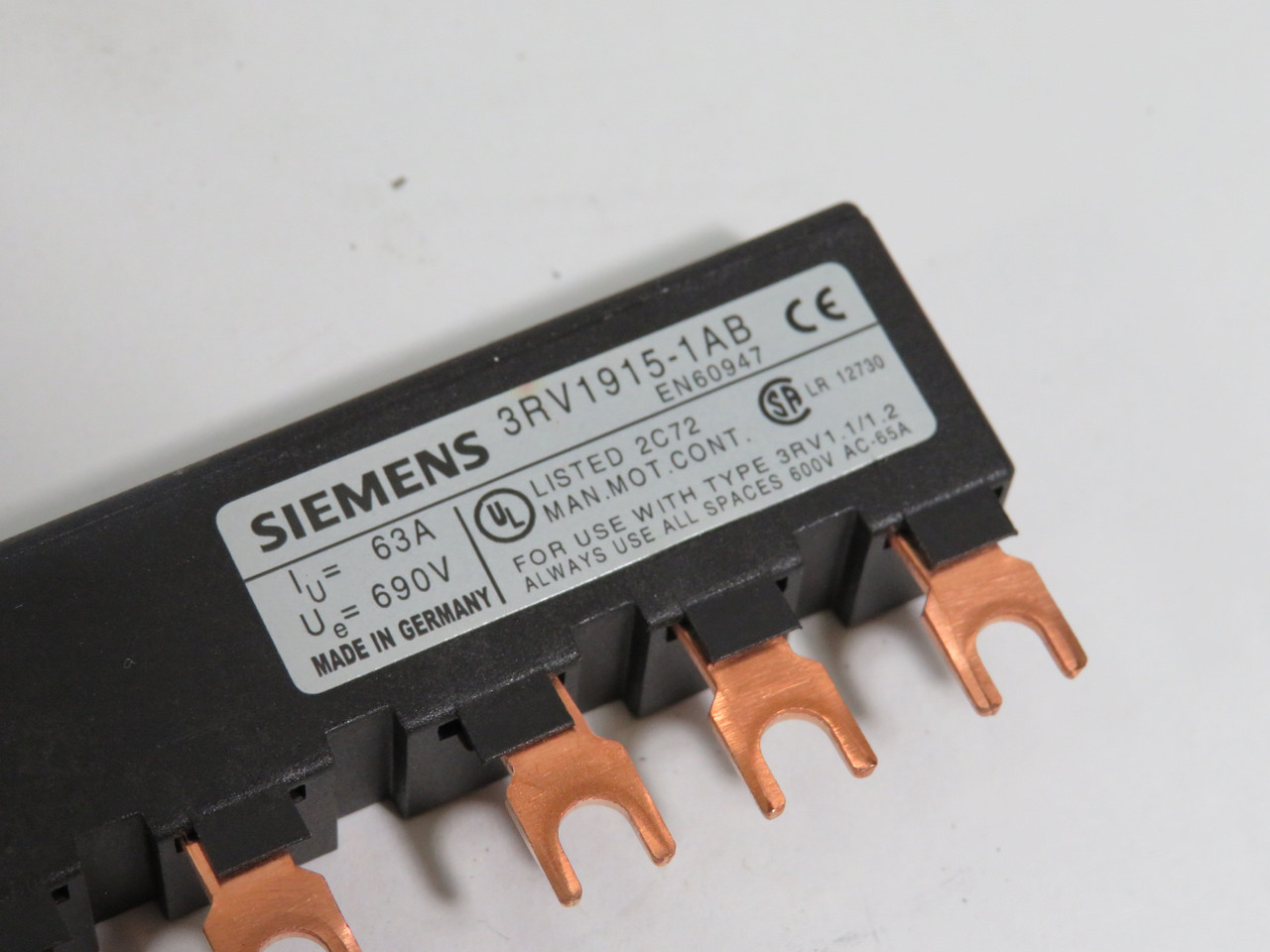 Siemens 3RV1915-1AB Line Side Feeder 63A 690V NOP