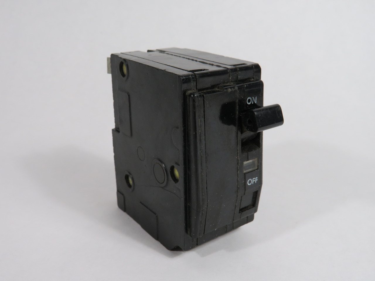 Square D QO220 Circuit Breaker 20A 240V 2-Pole COSMETIC DAMAGE USED