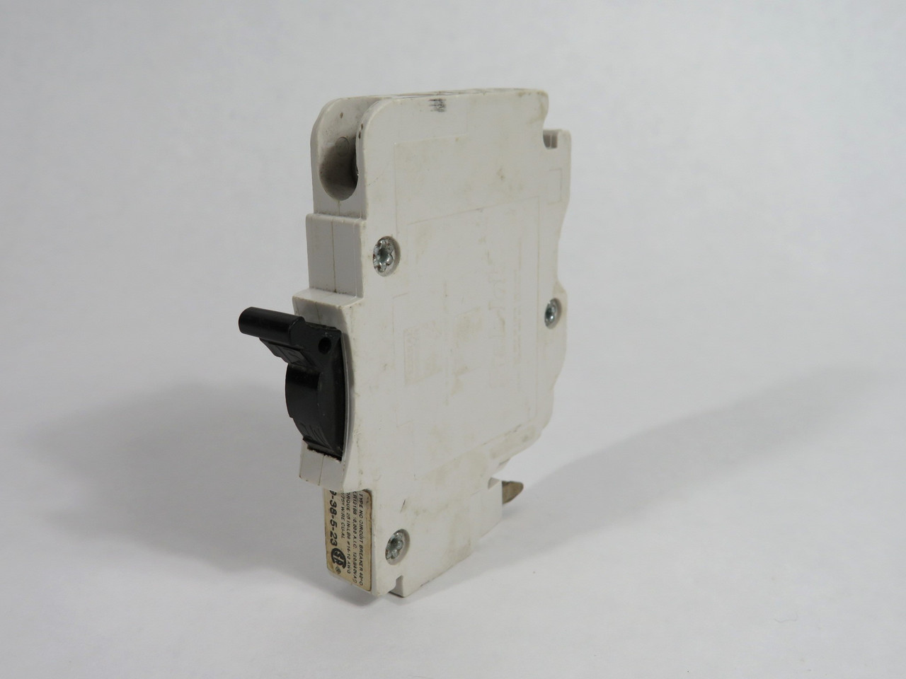 Federal Pioneer NC015CP Circuit Breaker 15A 120/240V 1-Pole COSMETIC DAMAGE USED