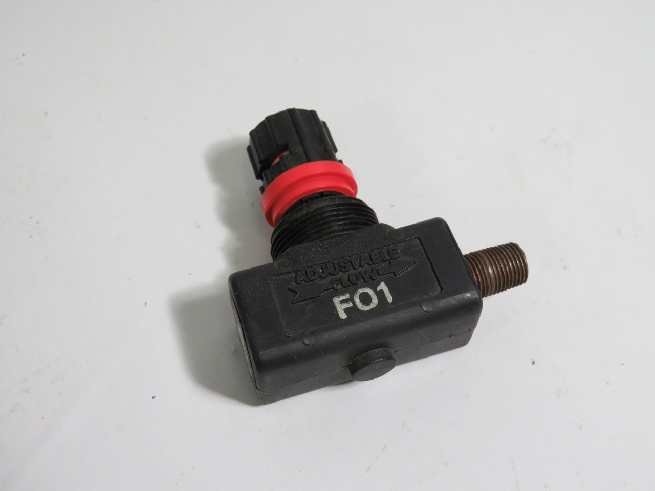 ARO 104104-F01 In-Line Flow Control Valve 1/8" NPT C/W Pipe Nipple USED