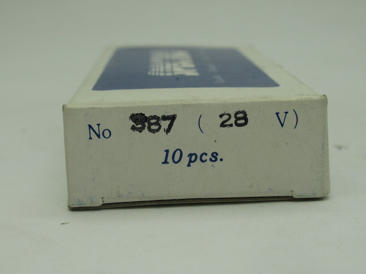 Spectro 387 Mini Bulb Bayonet Base 28V .04A Lot Of 9 NEW