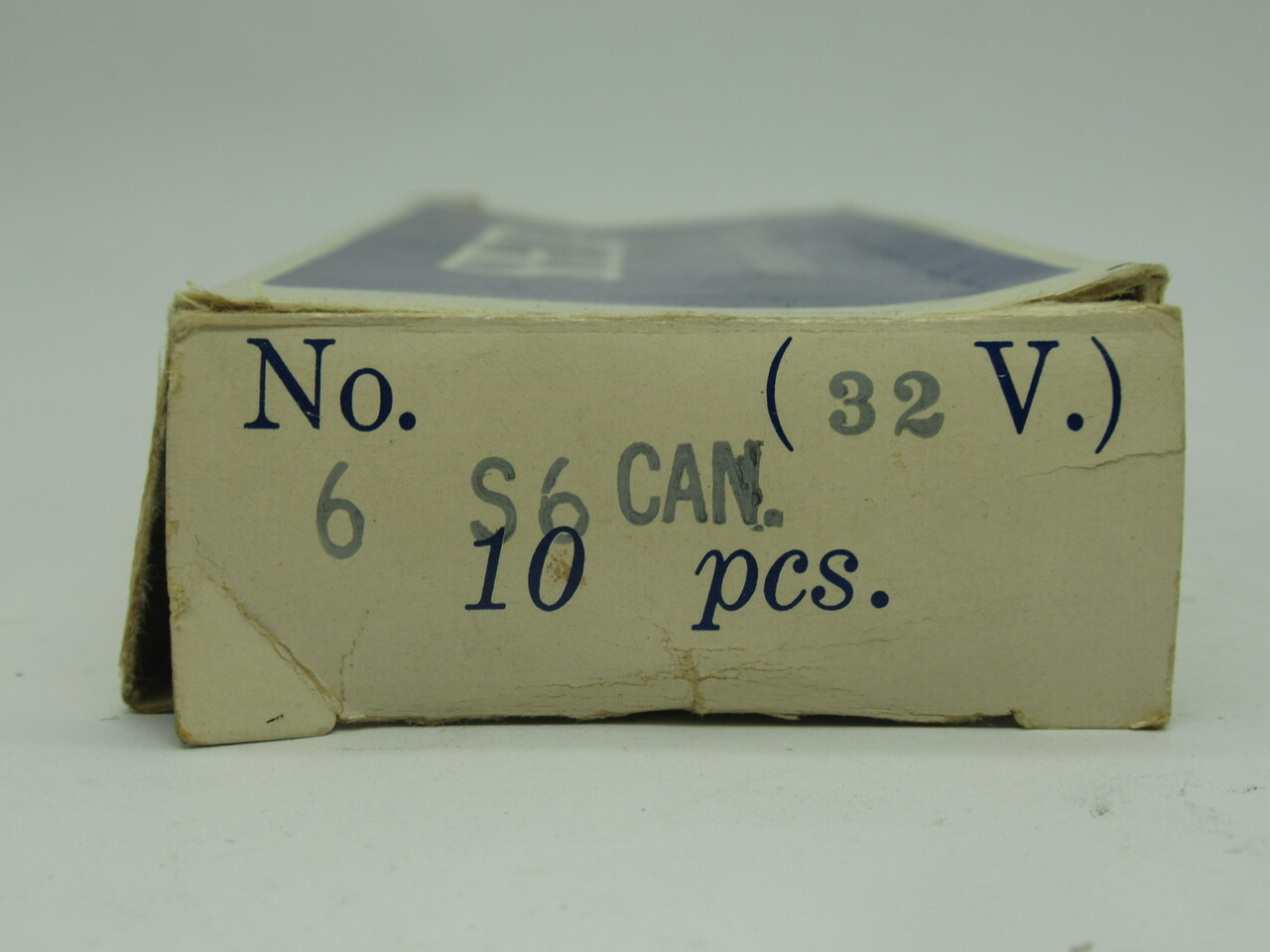 Spectro 6S6-32V-CAN Mini Bulb Candelabra Base 6W 32V Lot Of 8 NEW