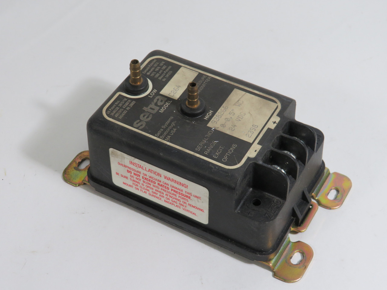 Setra C264 Pressure Transmitter 0-0.5" WC 24VDC USED