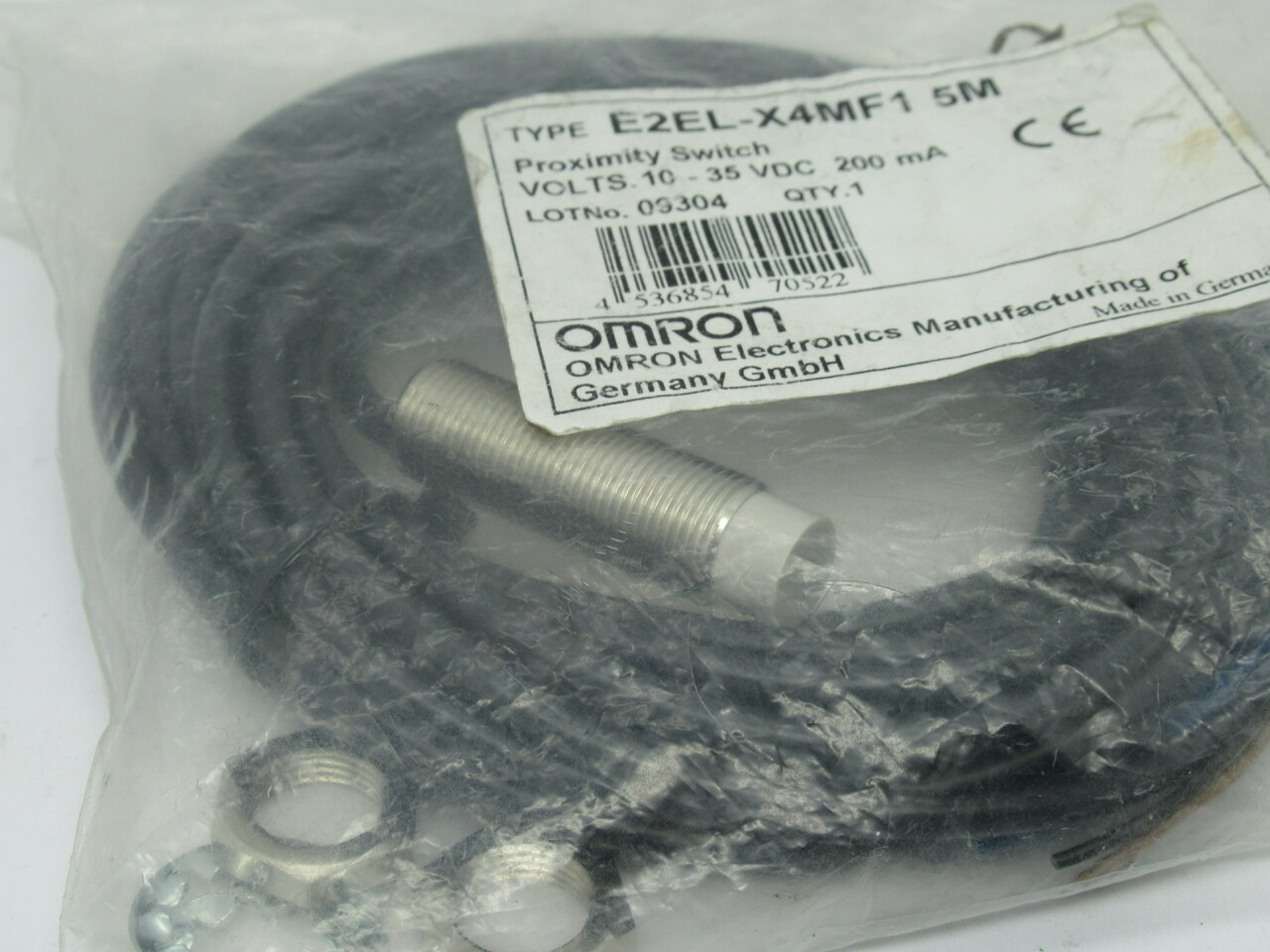 Omron E2EL-X4MF1-5M Proximity Switch 10-35VDC 200mA Cable 5m NWB