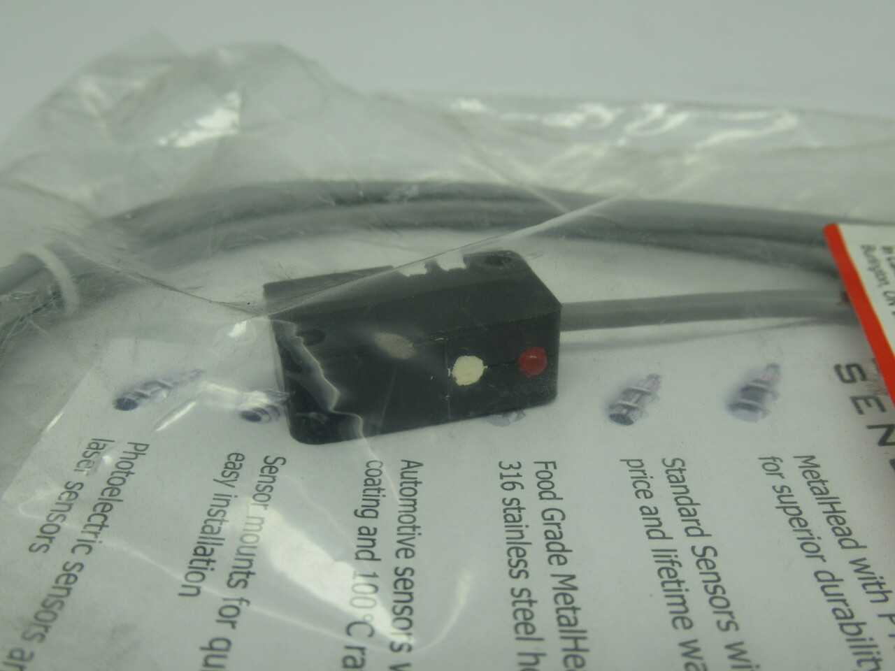 HTM FQP2-2802P-B3U2 Inductive Proximity Sensor 10-30V 200mA 2mm Cable 2m NWB