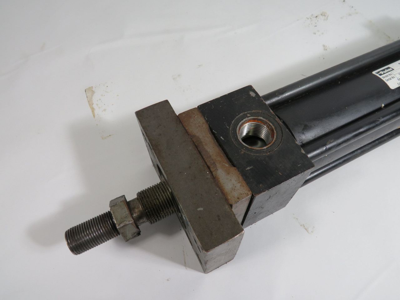 Parker 02.00F2HT29AC-8.000 Hydraulic Cylinder 2" Bore 8" Stroke *COS DMG* USED