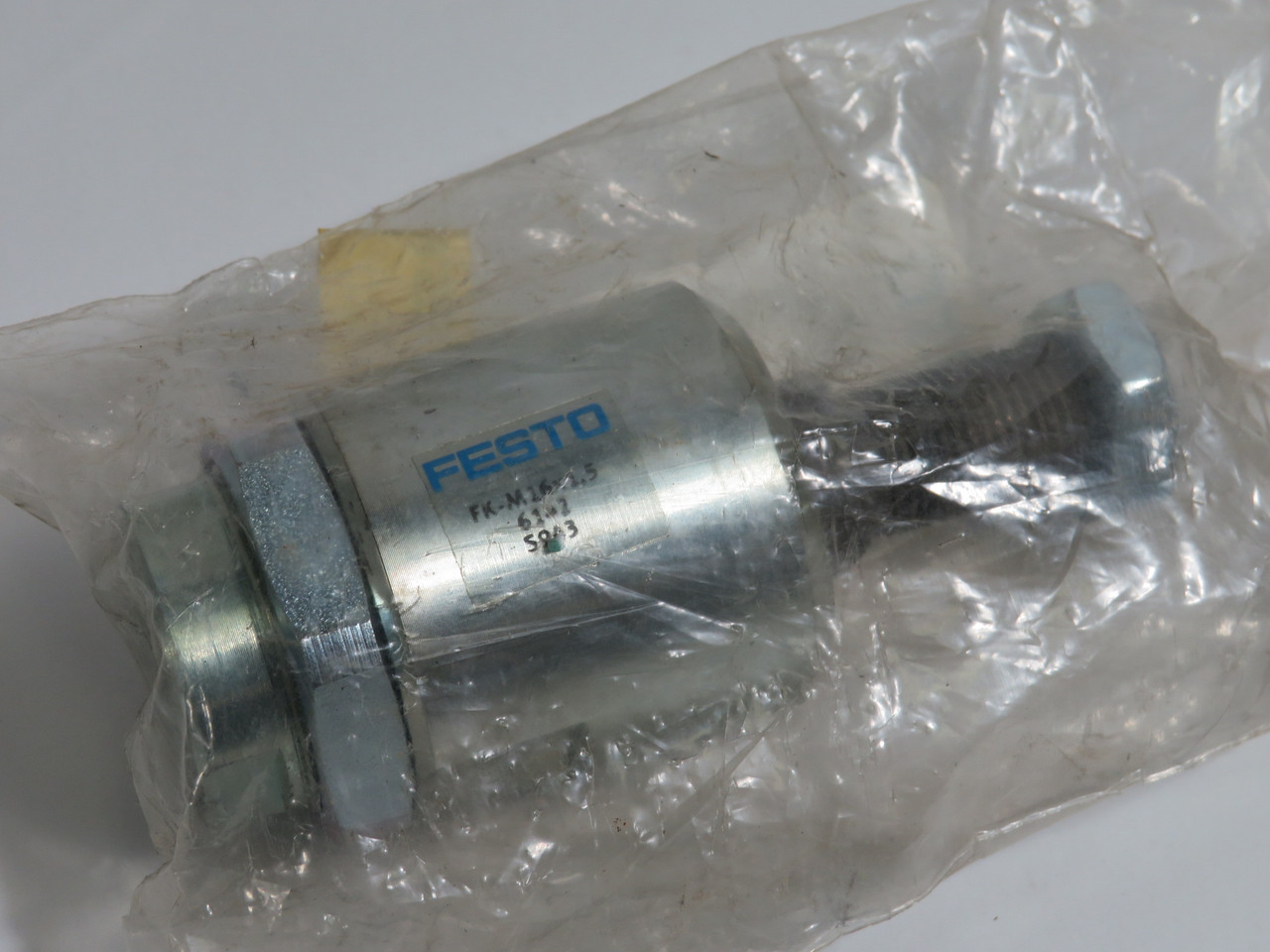 Festo 6142 FK-M16X1,5 Self-Aligning Rod Coupler NWB