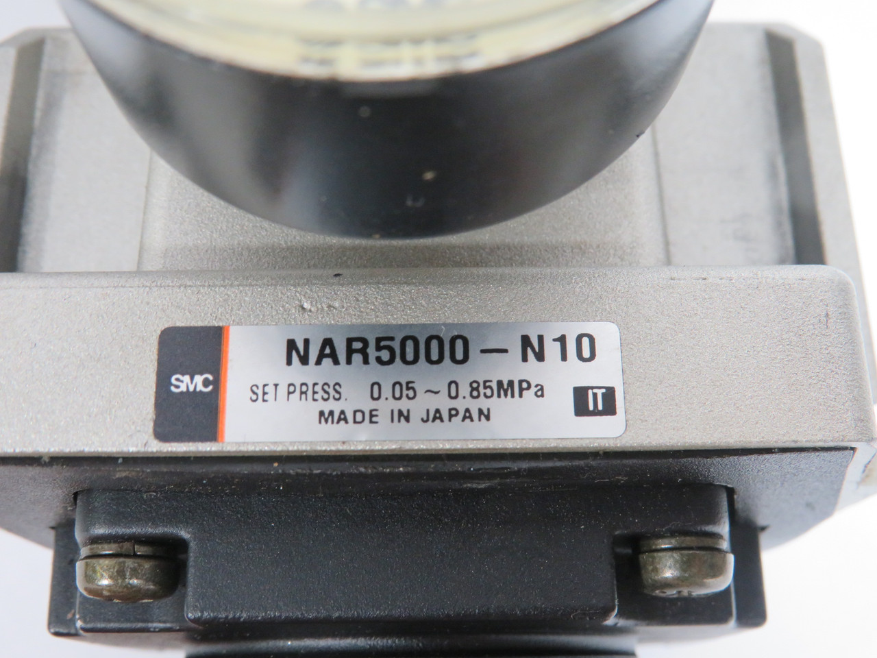 SMC NAR5000-N10 Modular Pressure Regulator w/Gauge 1" NPT  *COS DMG* USED