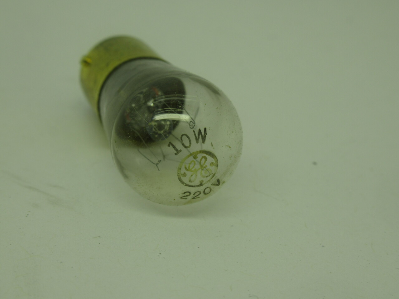 General Electric 10S6/10DC Indicator/Decorative Bulb 10W 220V Lot Of 9 NEW