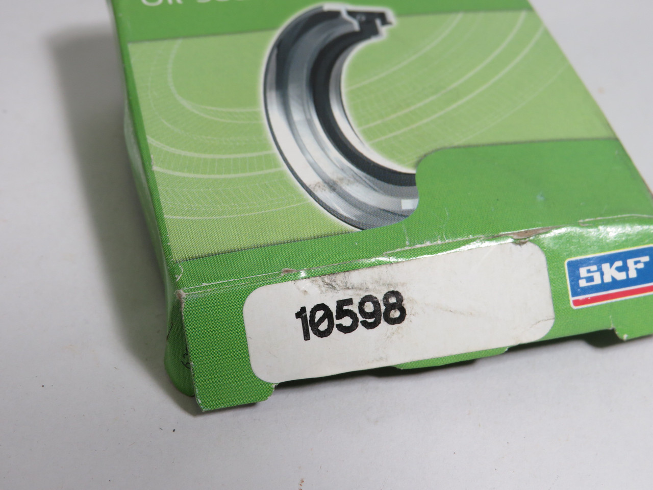 SKF 10598 Oil Seal 27mm Bore 41.25mm OD 6.35mm W *Damaged Box* NEW