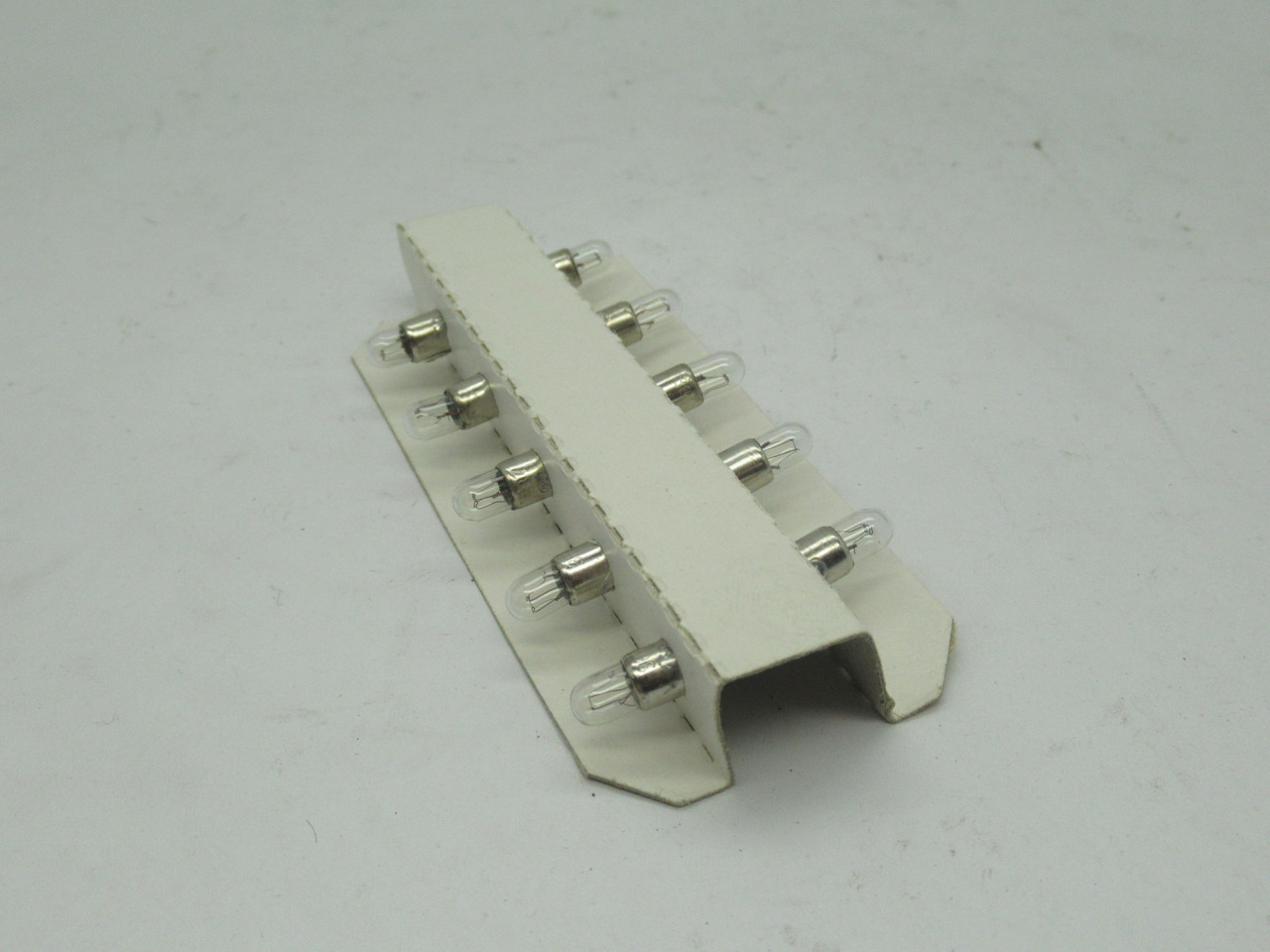 Spectro 387 Mini Bulb Bayonet Base 28V .04A Pack Of 10 NEW