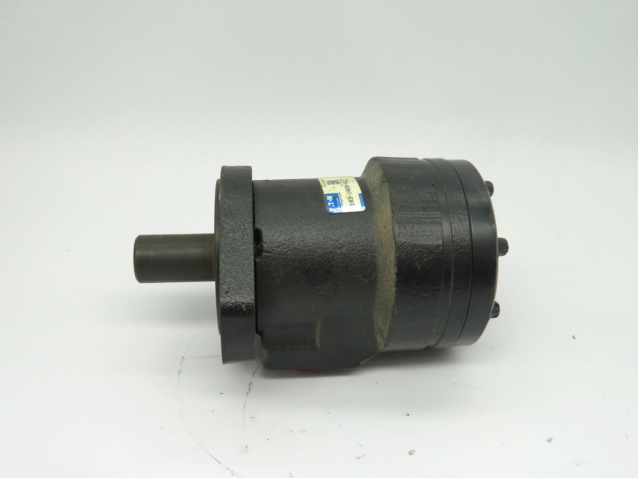 Eaton 103-1026-012 Hydraulic Spool Motor 343RPM 1325Lb-in 2-Bolt Flange USED