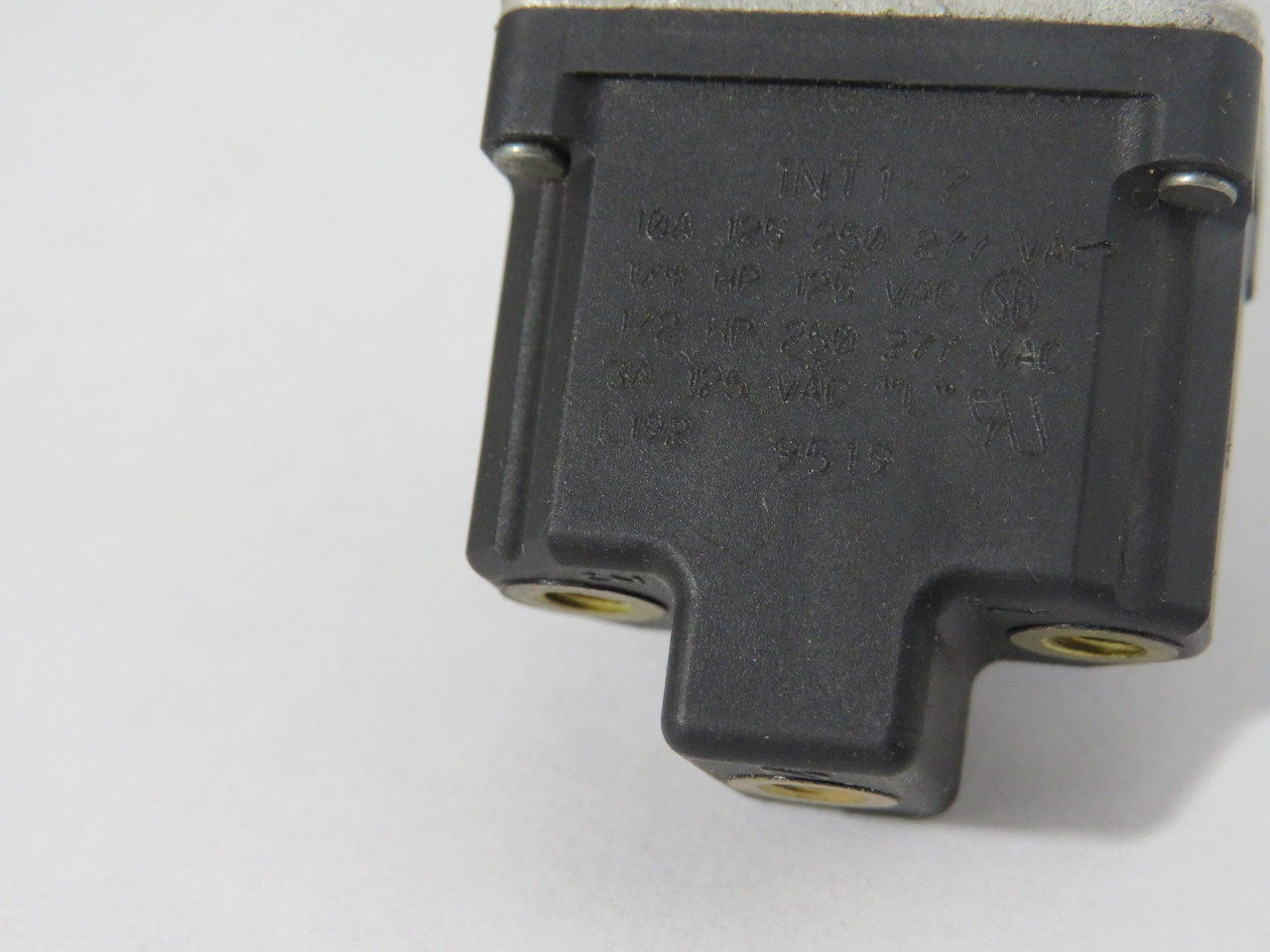 Microswitch 1NT1-7 (On)-Off-(On) Toggle Switch *Missing Screws and Washers* USED