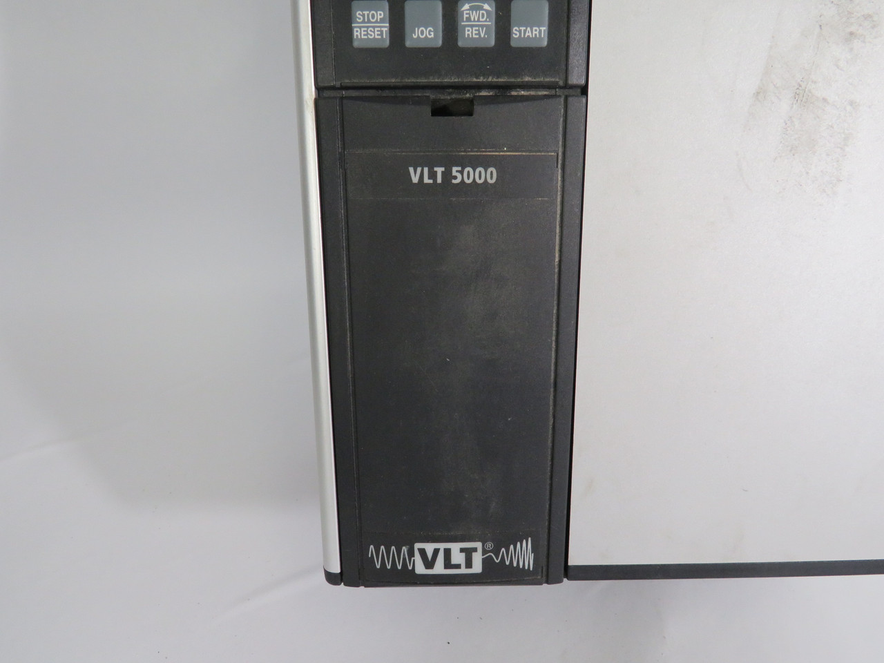 Danfoss VLT5001PT2C20STR3DLF00A10C0 AC Drive 3Ph 0-240V 3.7A 0-1000Hz USED