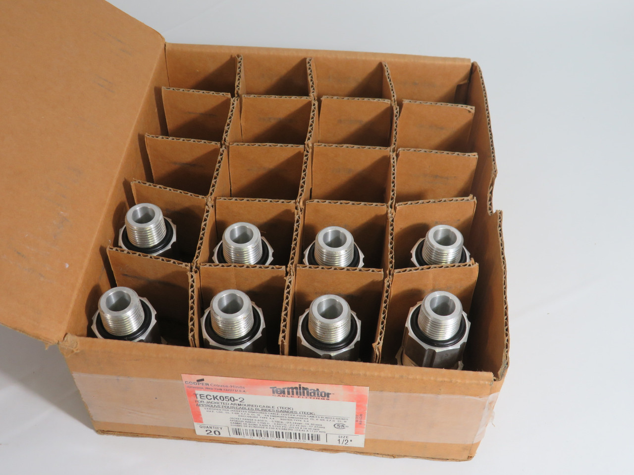 Crouse-Hinds TECK050-2 Cable Gland 1/2" NPT Lot of 8 NEW