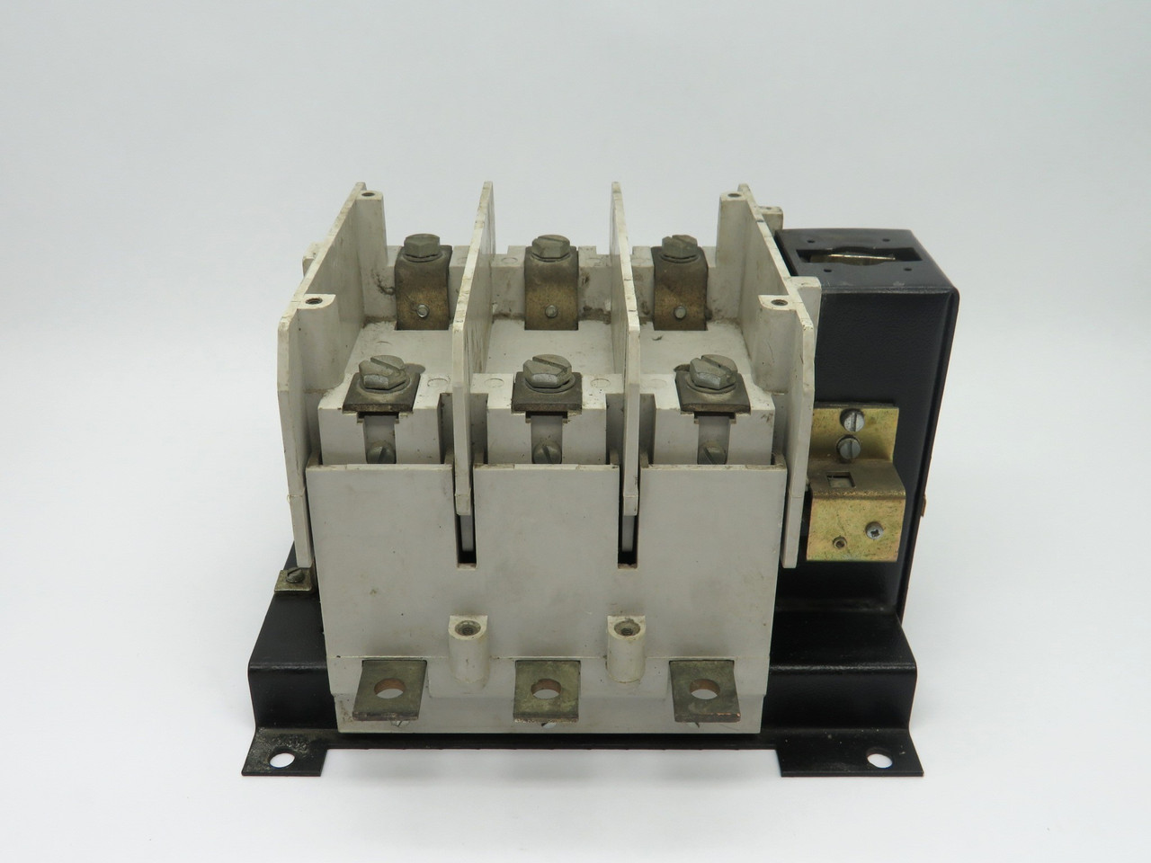 MTE FSB135 Fusible Disconnect Switch 135A 600V 75HP NO HANDLE/COVER USED
