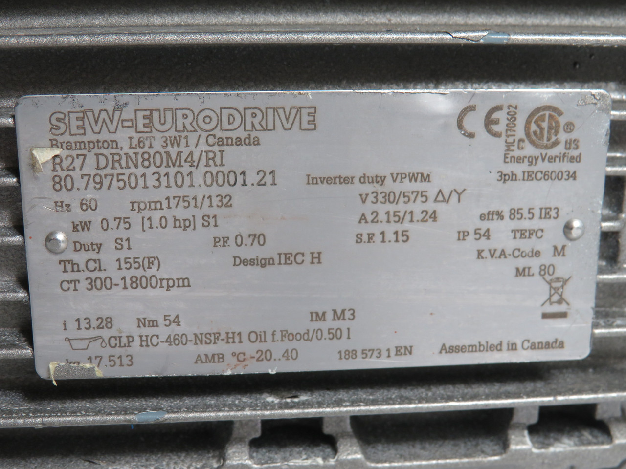 Sew-Eurodrive AC Gearmotor 13.28:1 54Nm 0.75kW 1.0HP 1751/132RPM *NO KEY* USED