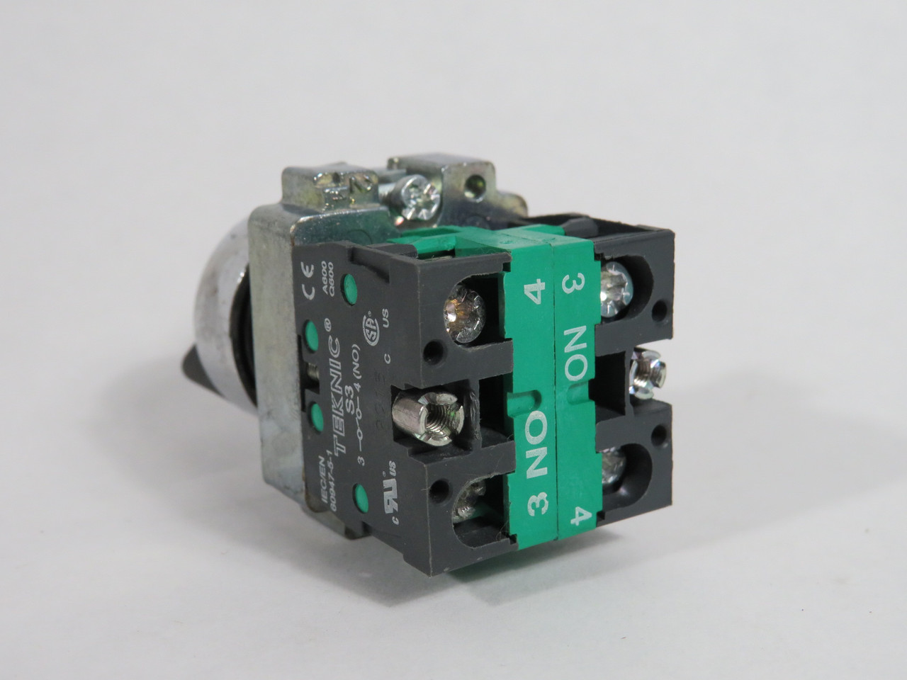 Teknic 2PSS220-2P Selector Switch Assembly 2-Pos Maintained 2NO 2AS2-2P USED