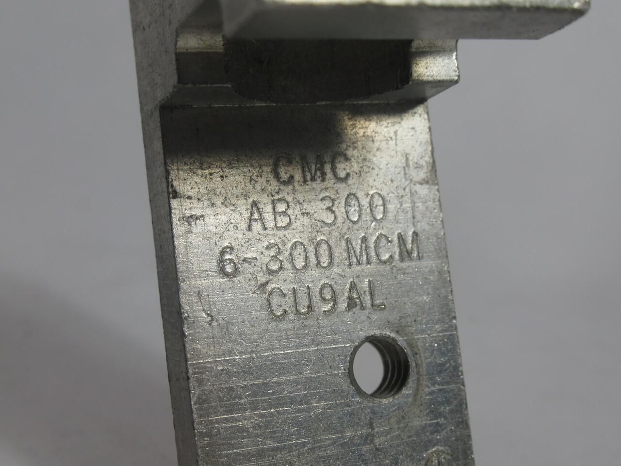 CMC AB-300S Dual Rated Solderless Lug Connector 300kcmil 6AWG CU9AL USED