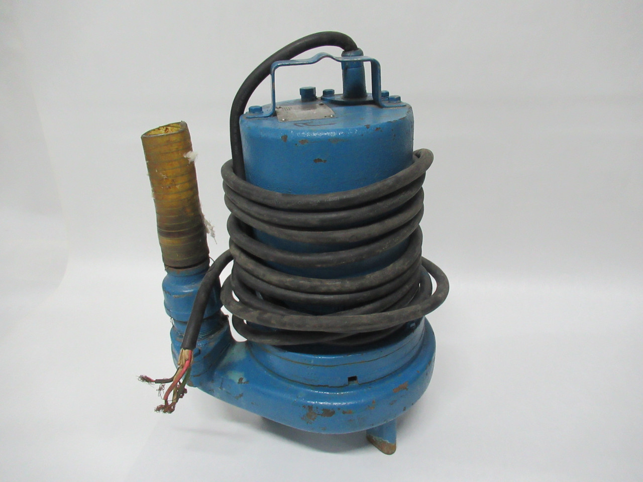 Barnes Submersible Sewage Ejector Pump 2" Ports Steel 1.5HP 600V USED