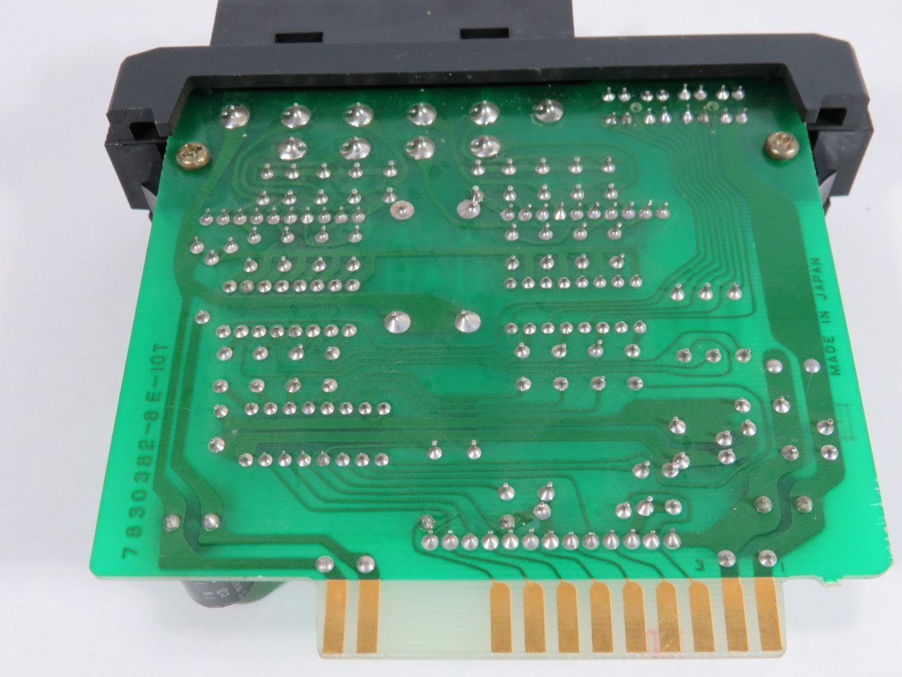 GE Fanuc IC610MDL151A Output Module 24VDC 8-Circuit MISSING DOOR USED