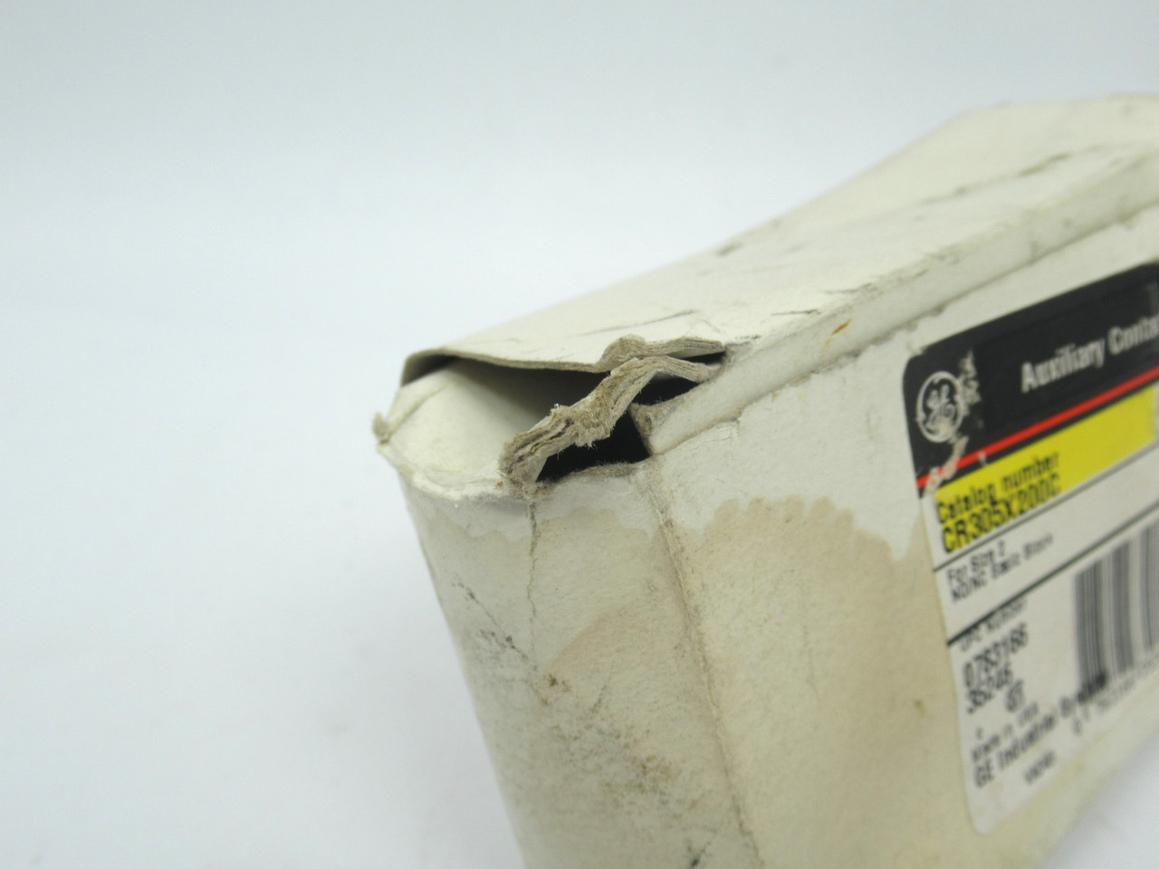 General Electric CR305X200C Auxiliary Contact 575VAC 250VDC *Open Box* NEW