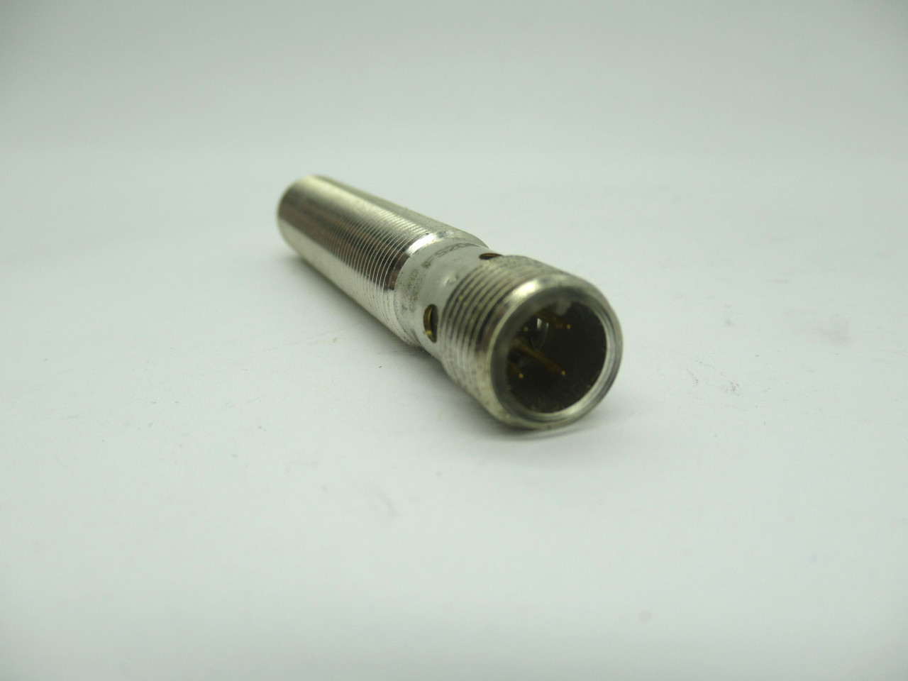 IFM Ejector IFS208 Proximity Switch 10-30VDC 100mA 4mm *Open/Damaged Box* NEW