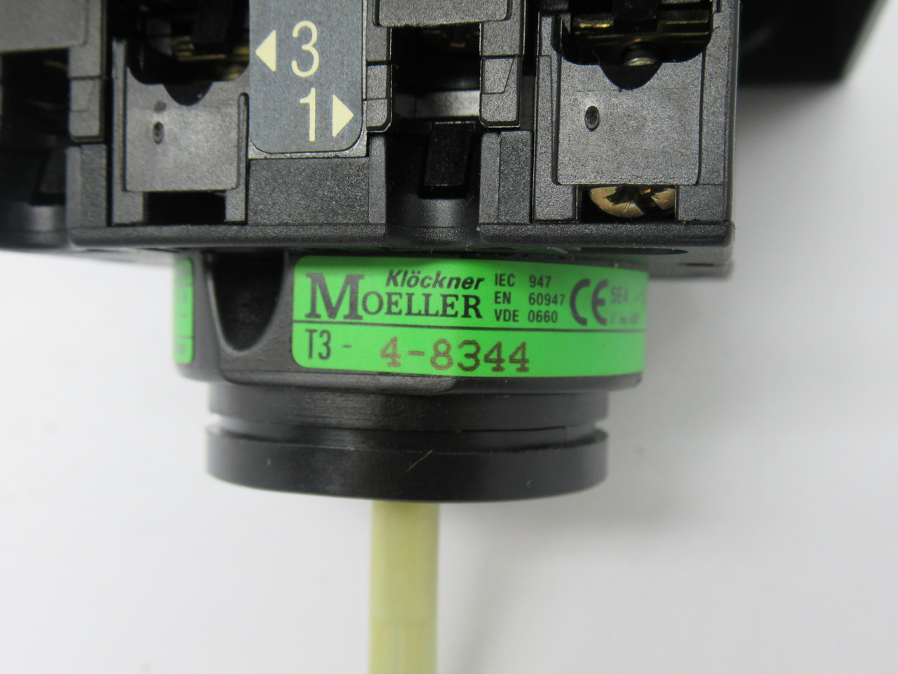 Klockner Moeller T3-4-8344/I/SVB-SW T3 Main Switch 600V 25A 8P + Housing NOP